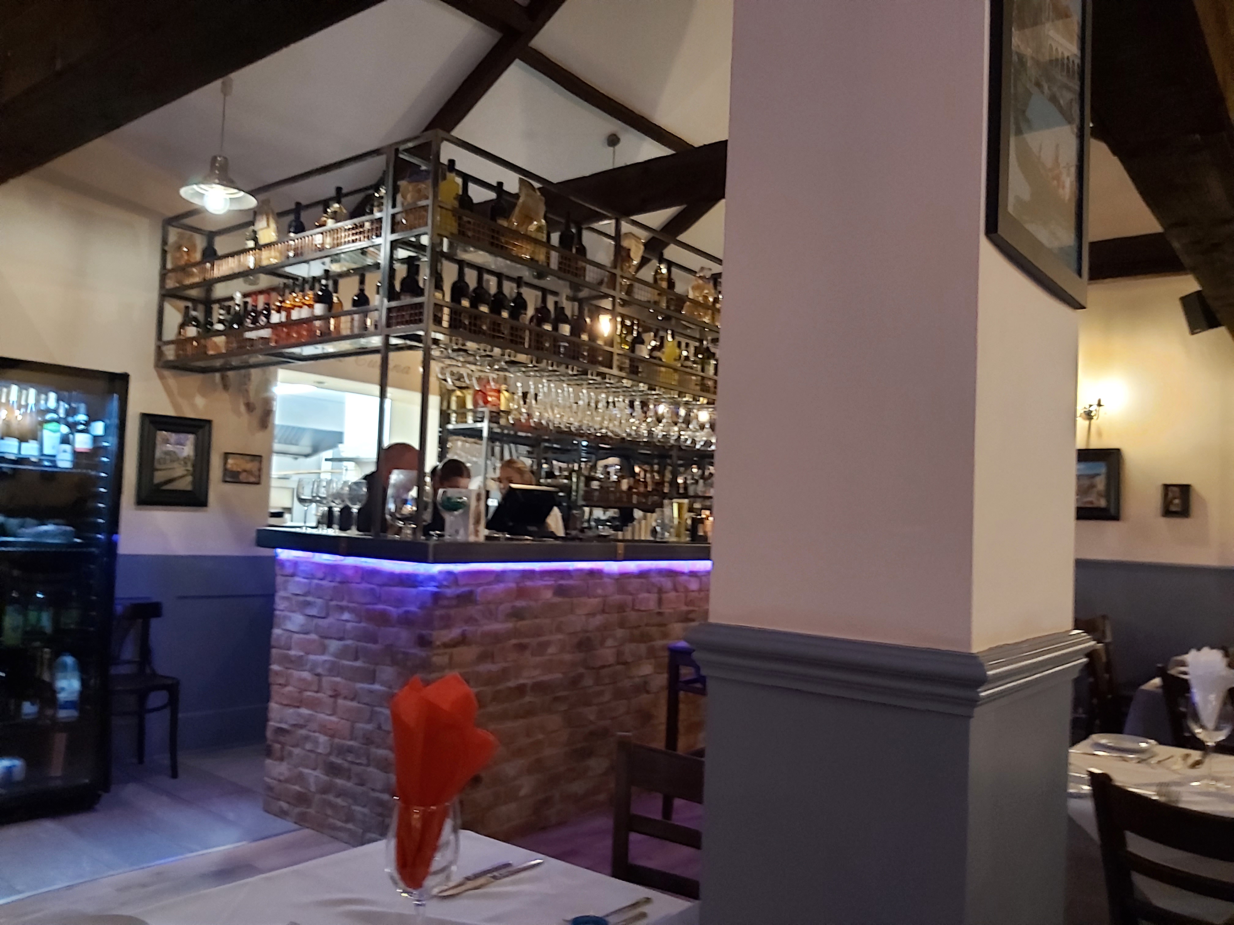 La Casa - Italian and Greek restaurant in Blyth